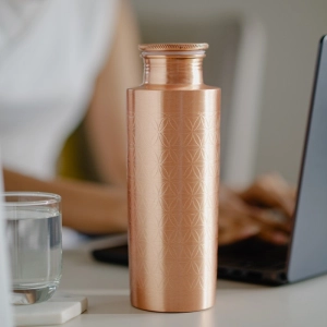 Butelka miedziana na wodę 700 ml